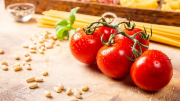 Fresh tomatoes for homemade classic italian pasta sauce